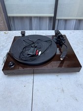 Fluance RT-81 belt drive turntable