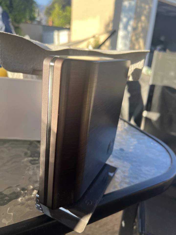 New Seagate FreeAgent Pro 750GB External Hard Drive, USB 2.0/eSATA - Image 2 of 4