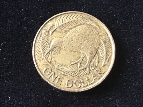 1991 New Zealand $1 Dollar Kiwi Bird Queen Elizabeth II UK Commonwealth Country