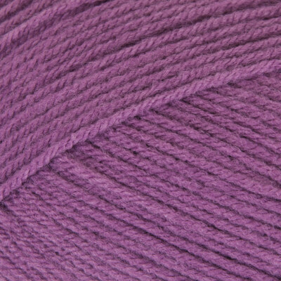 Mary Maxim Maximum Value Yarn - Medium Violet