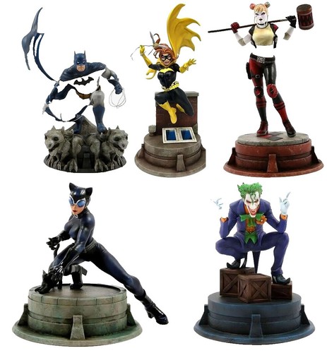 BE@RBRICK CATWOMAN（BATMAN: HUSH Ver.400％ BE@RBRICK Catwoman Batman HUSH 400% Figure 7-Inch Collectible Toy