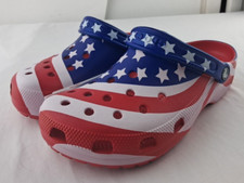 Crocs Classic American Flag Clogs Men 9 Women 11 Patriotic 4th of July Red Blue