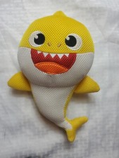 13  Pinkfong Yellow Baby Shark Character Bath Tub Shower Washable Scrubby Toy