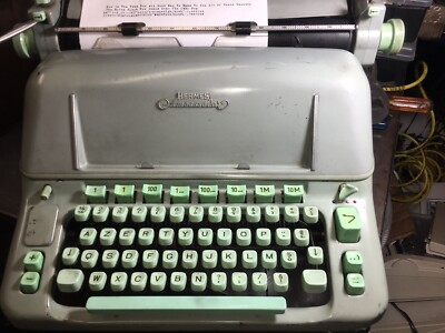 ￼Hermes ambassador 1960s Typewriter American keyboard and other service & Tested