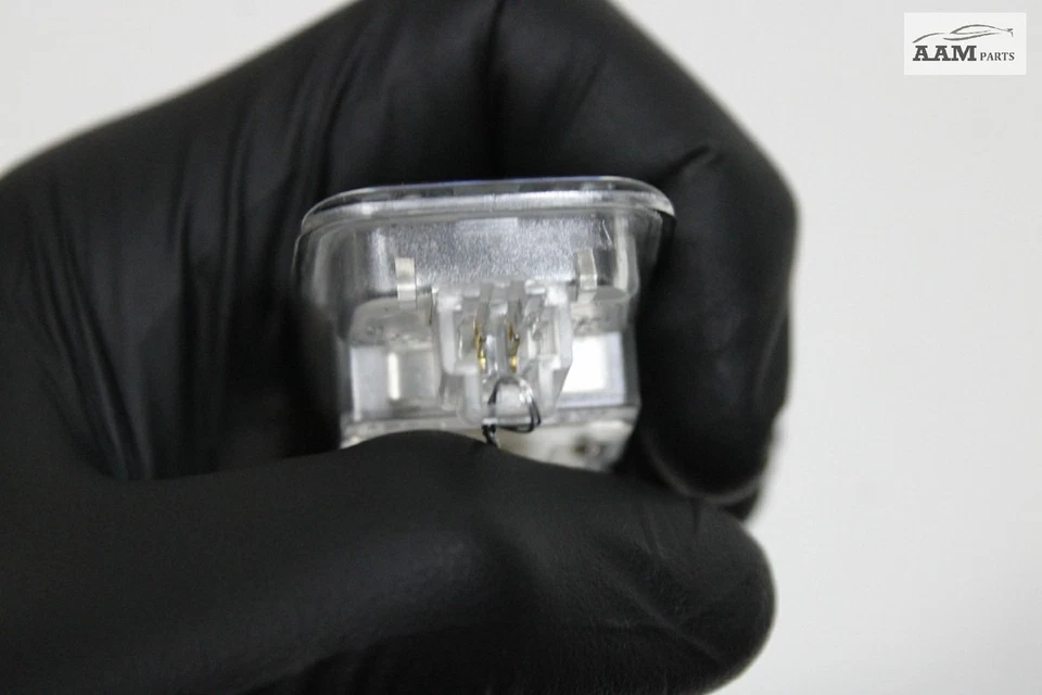 AUDI A3 QUATTRO 2015-2020 PARASOL IZQUIERDO TECHO LUZ INTERIOR TOCADOR LÁMPARA OEM Foto 4 de 4