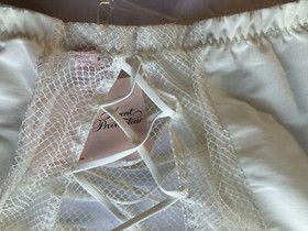 Agent Provocateur IYLA BIG BRIEF AP Size 4 in IVORY - BNWT