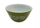 Vintage Pyrex #401 Spring Blossom Green Crazy Daisy 1.5 Pt Nesting Mixing Bowl