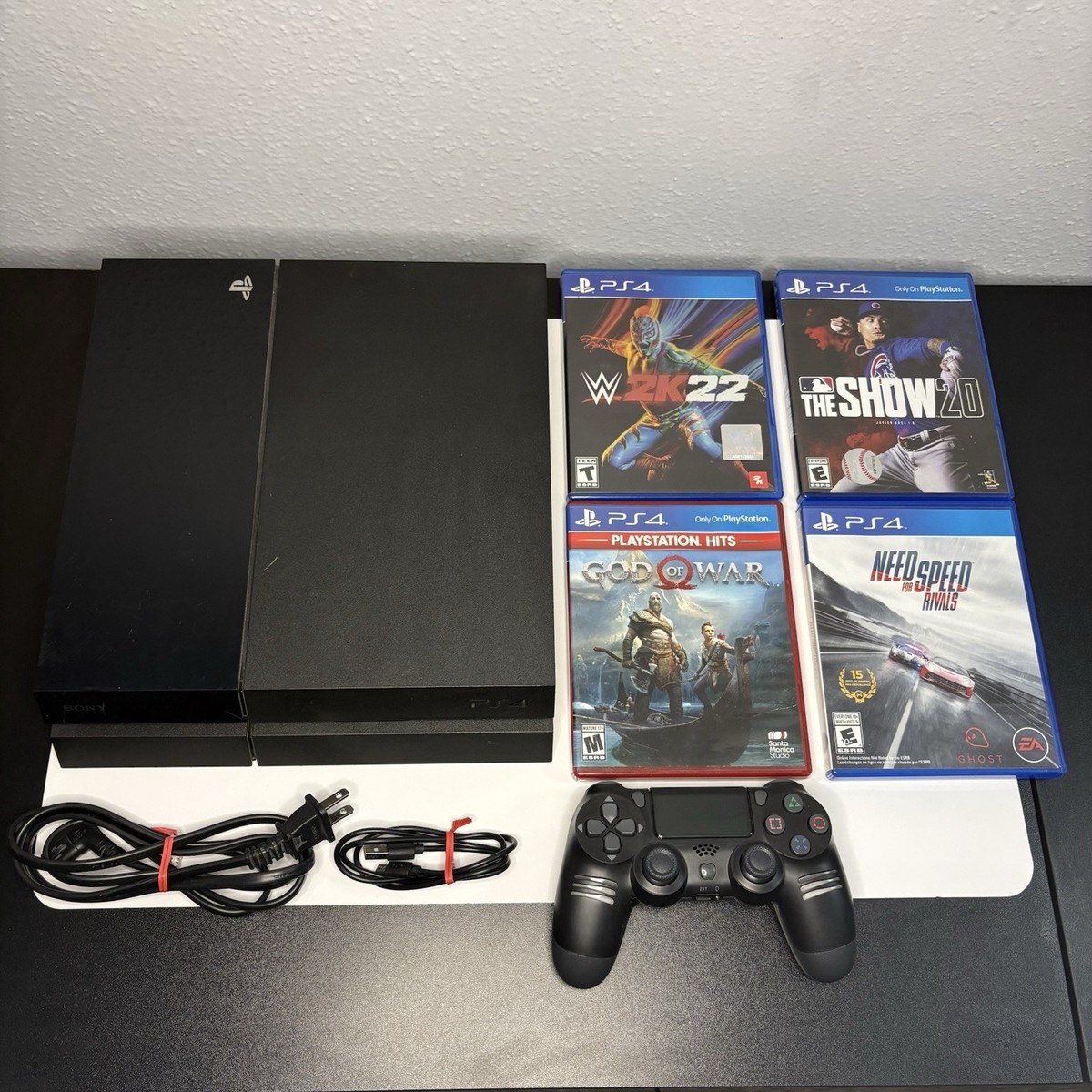 CUH-2100AB01・02 Sony Quietly Rolls Out New PS4 Model | PCMag