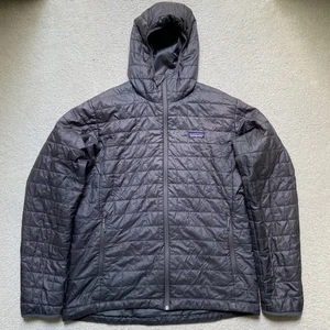 Men’s Patagonia Nano Puff Hoody Size Large