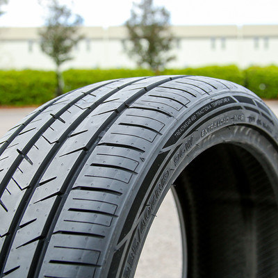 その他 teasute30 Travelstar Ecosport GT 235/30R20 ZR 88W XL