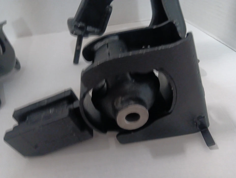 4pcs Motor Mounts Set Kit - Compatible with 2014-2019 Toyota Corolla 1.8L CVT - Image 3 of 4