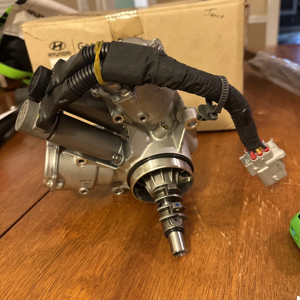 Subconjunto de actuador Hyundai Tucson 2016-2021 - engranaje. Nuevo. Pieza Original Foto 3 de 4