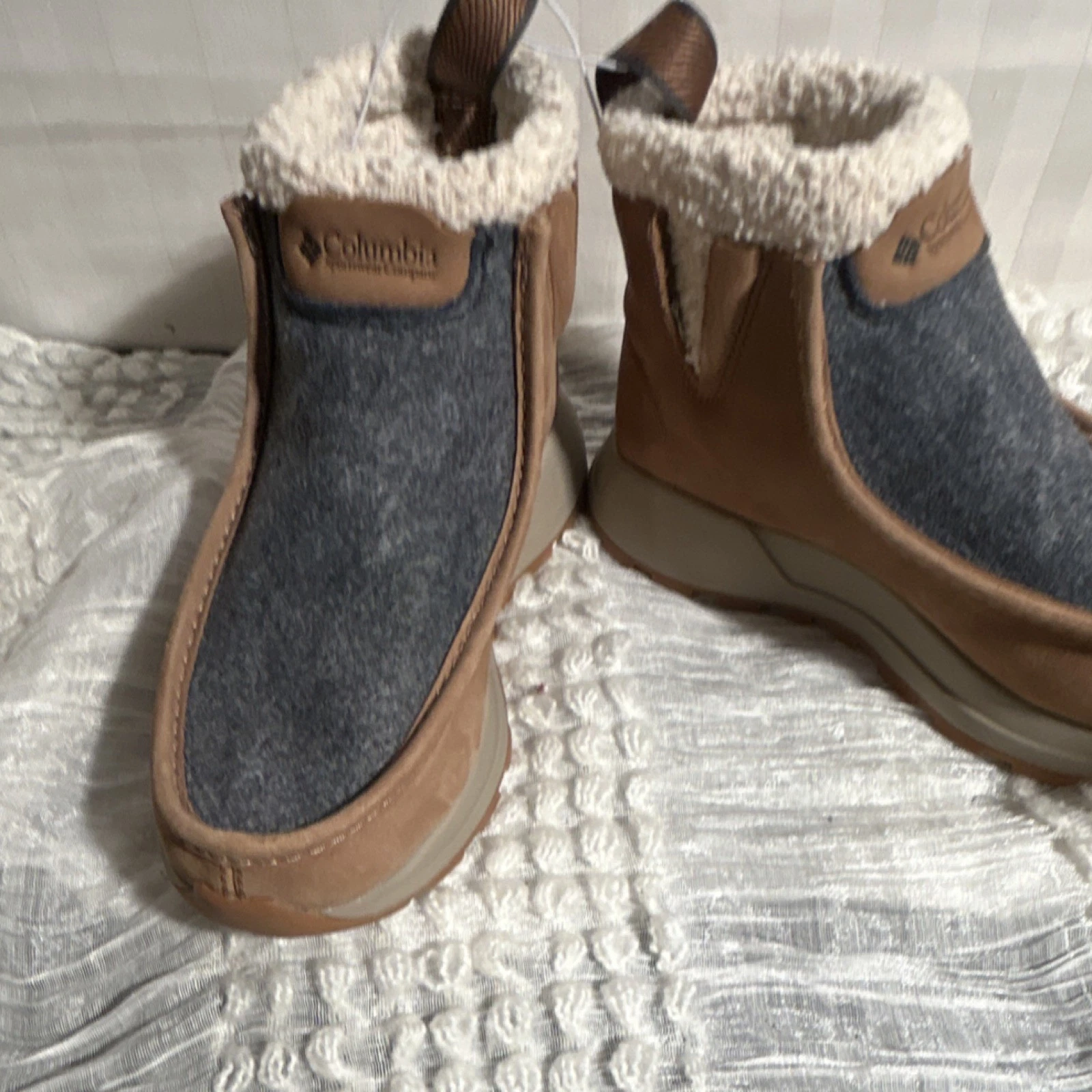 Columbia Men's Ankle Boots, Brown Gray, Faux Fur, Ortholite Insole, Techlite
Opens in a new window o