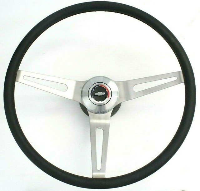 6772 Chevy C10 Truck/Car Comfort Grip 15" Steering Wheel w/ Bowtie