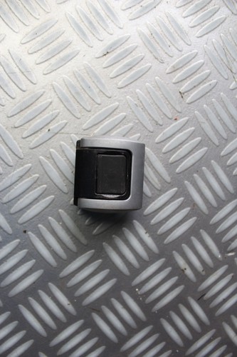 Fixieröse Befestigungsöse Halter Kofferraum 4F9863539 Audi A6 Avant 3.0 TDI DPF