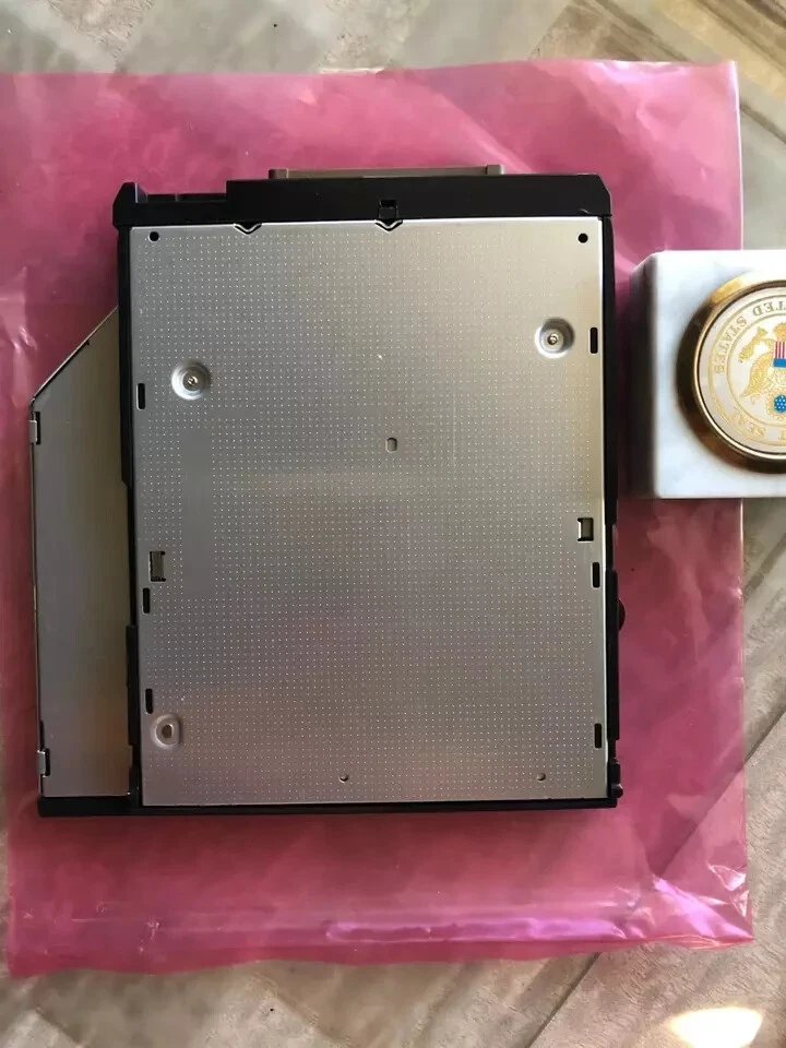 ThinkPad A20 A22 A30 T20 T22 T30 R30 R40 X30 X31 DVD/CDRW Drive - Image 3 of 4