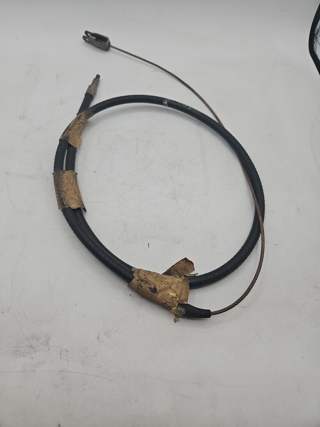 ROLLS ROYCE & BENTLEY ASSY HANDBRAKE CABLE(RH-8131)