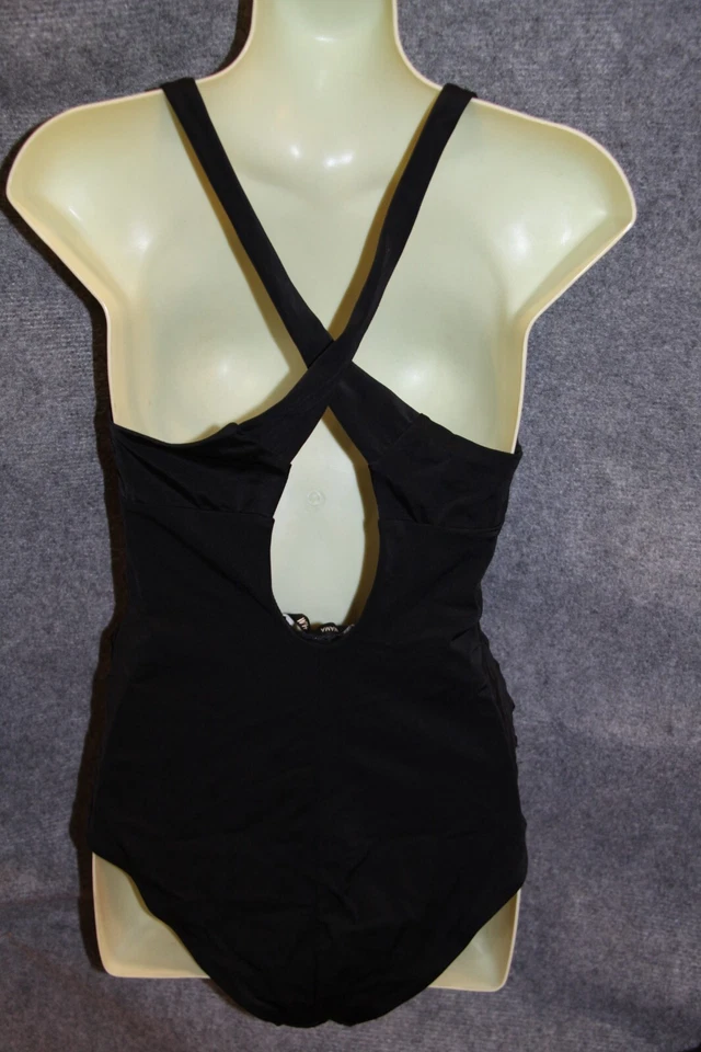 UMSTANDS BADEANZUG SCHWIMMAZUG GRÖSSE S SCHWARZ UNI VON H&M - Bild 2 von 2