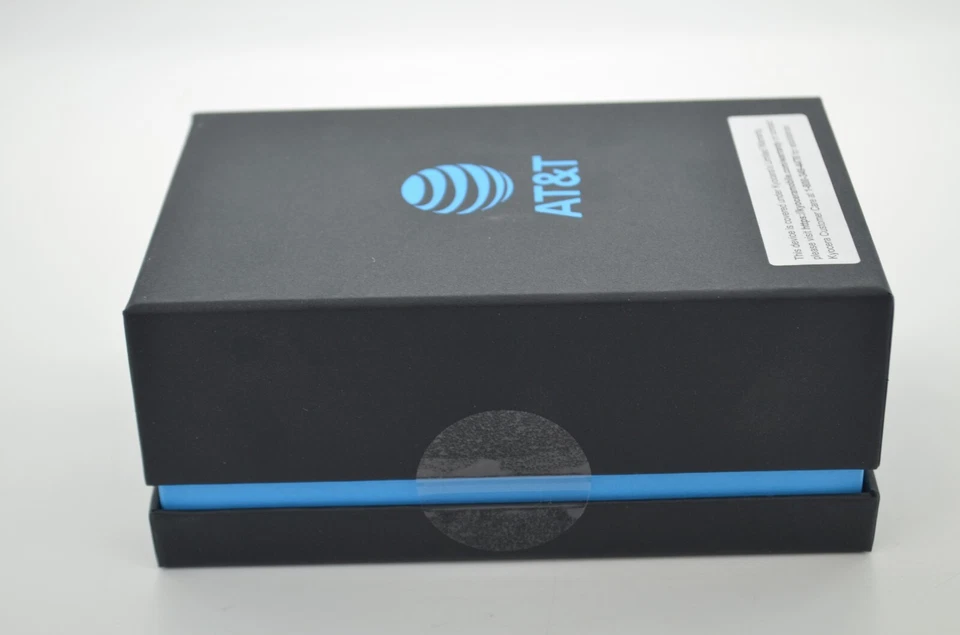 NEW SEALED Kyocera DuraXE Epic E4830 16GB Black (AT&T/Unlocked) 2 yr Warranty - Image 3 of 4