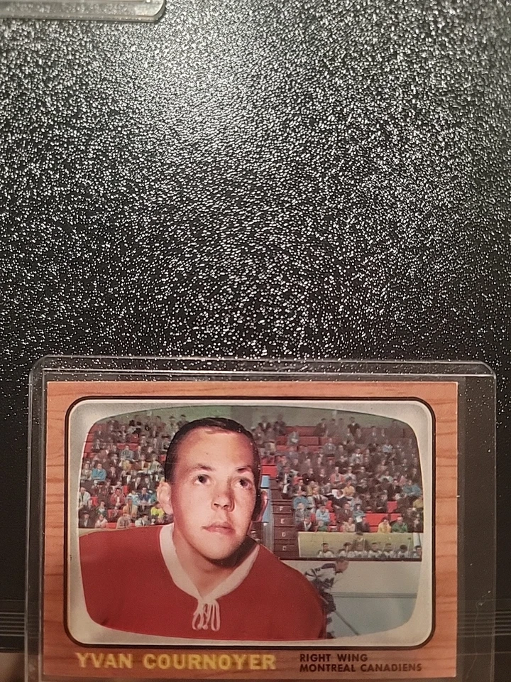 1966 Topps Yvon Cournoyer #72 segundo año bonito Foto 4 de 4