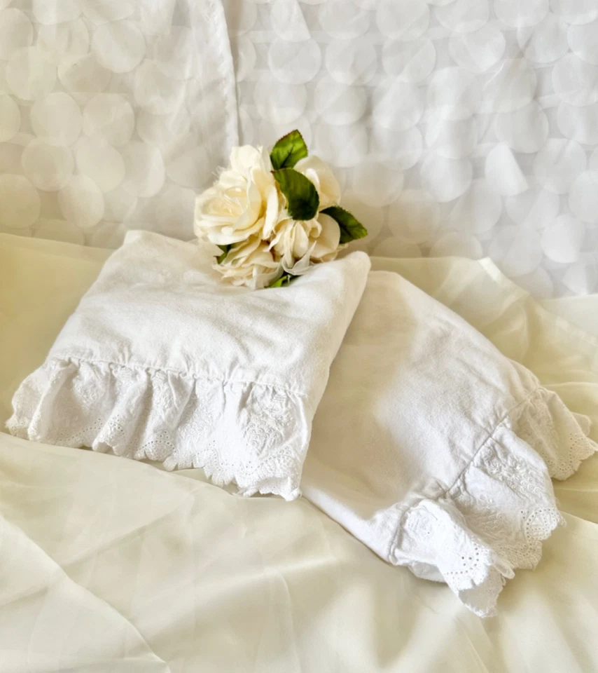 Vintage Ralph Lauren White FLANNEL EYELET lace Pillow Shams ties ruffled Cotton - Image 3 of 4