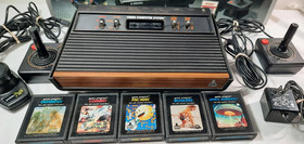 Atari 2600 Video Game System Console 2 Paddles 2,Joysticks 5 Games w/ Box