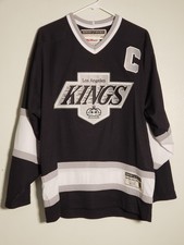 Wayne Gretzky Rookie Cards Checklist and Hockey Memorabilia Guide 70