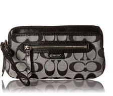 NWT Coach F49457 Daisy Outline Signature Metallic Double Zip Wristlet