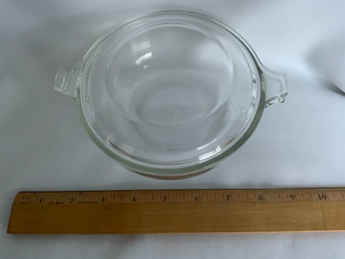 20 oz Pyrex Casserole Dish with lid 681-C-6 handled clear preowned - Picture 4 of 8