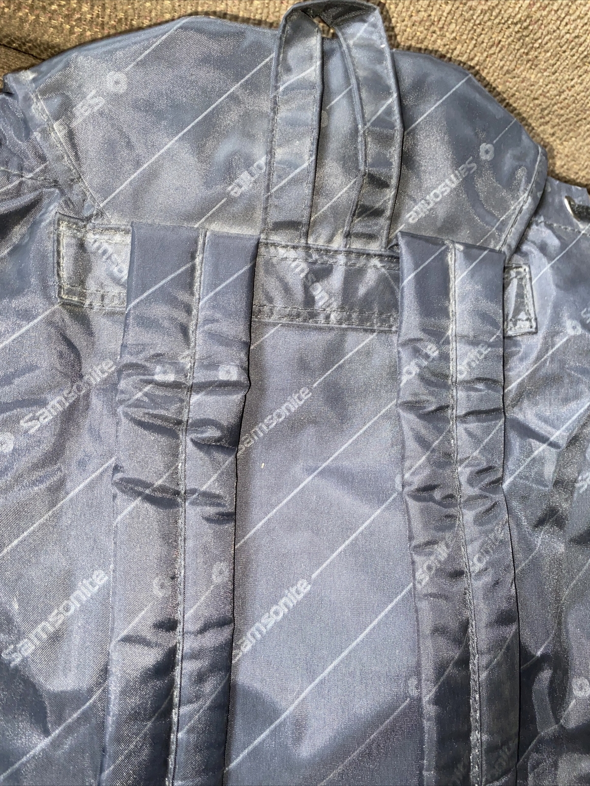 samsonite backpack with detachable pouch - image 6