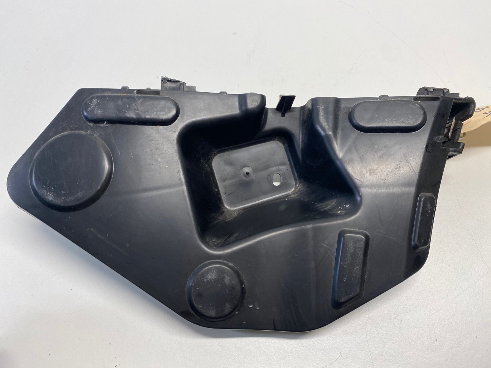Kotflügelhalter Halterung vorne links 93162198 Opel Tigra B 