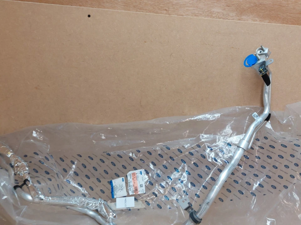 Mangueira tubulação Ford Mondeo Galaxy Air Con 2.0 diesel Mk5 2015-2019 2044891 genuína - Imagem 2 de 4