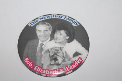 Bob Dole 1996 Presidential Campaign button pin 3'' Bob Elizabeth Leader the Dog