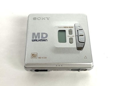 Sony MZ-E30 MD Walkman Silver MiniDisc Player w/ Gum Battery Dry 