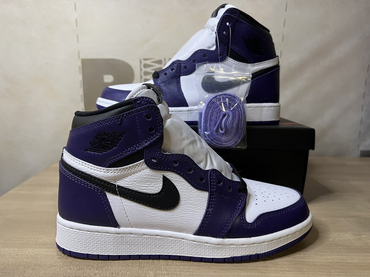 Nike Air Jordan 1 Retro High OG Court Purple Black White 2.0 Nike Air Jordan 1 Retro High OG Court Purple Black White 2.0