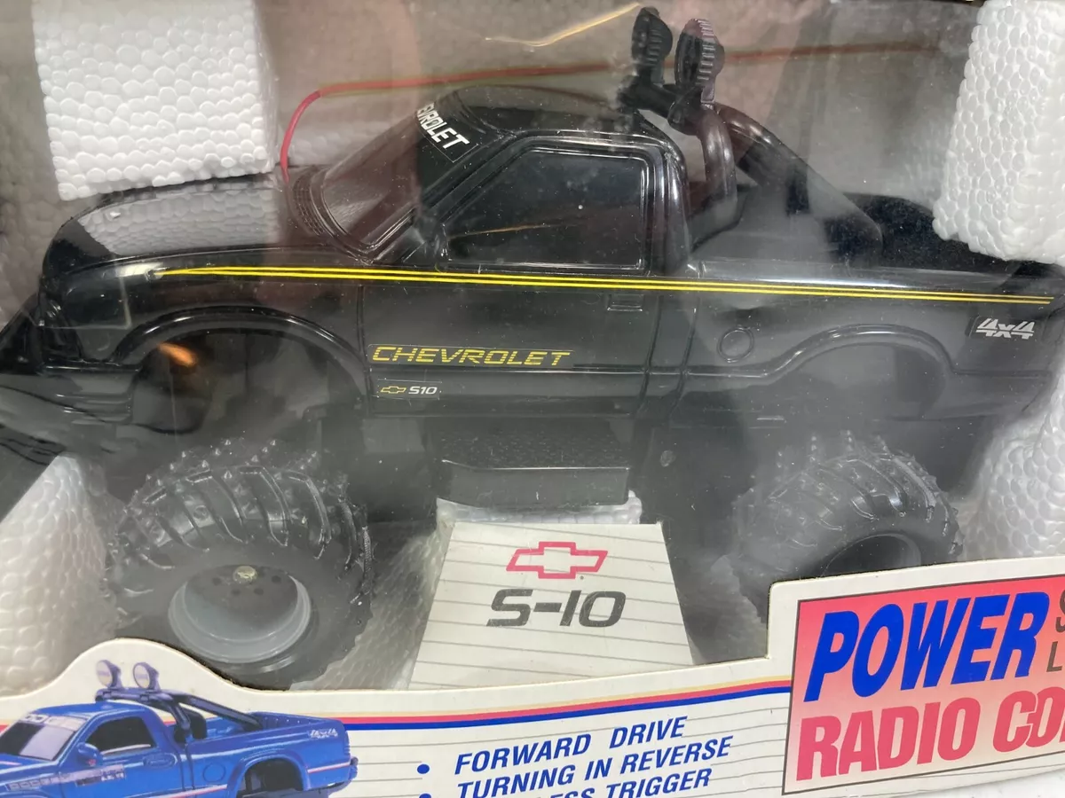 New Bright Chevy S 10 RC Truck 1 24 Vintage 1998 New in Open Box