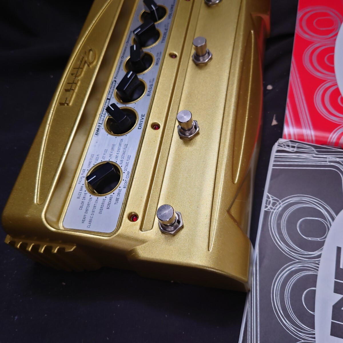 LINE6 DM4 Distortion Modeler Guitar Effect Pedal good condition