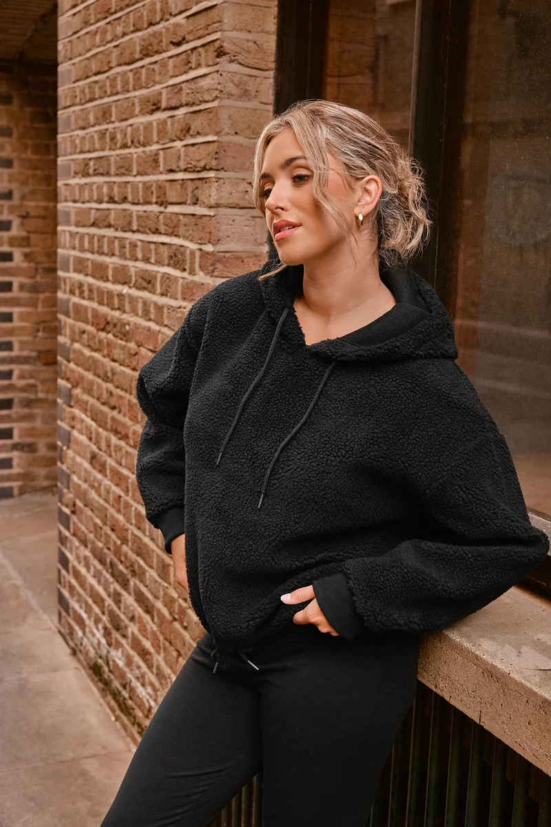 Women's plus size store oversized sweatshirts
