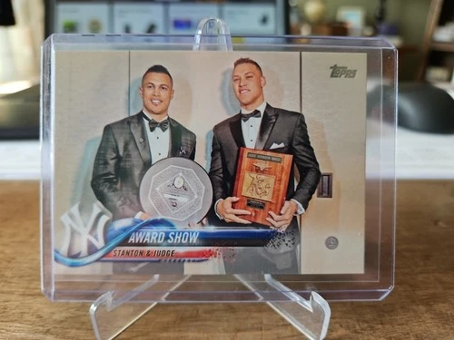 2018 Topps Series 2 - Aaron Judge/Giancarlo Stanton Checklist Card #389