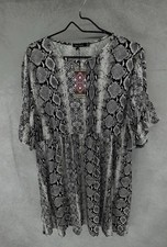 Boohoo NWT Skater Style Mini Dress Sz 16 White Snakeskin Print Boho Fit Flare