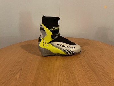 US Mens 8.5 Fischer SNS Pilot Nordic Skate Boots
