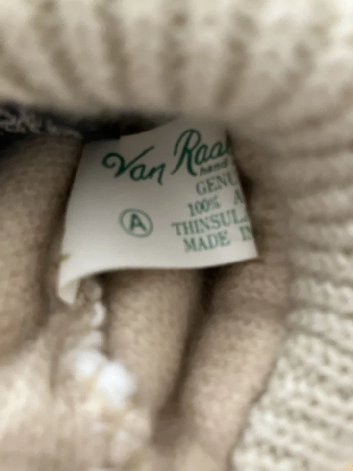 Van Raalte Thinsulate Vintage 70's Beige Taupe Suede/Knit Winter Gloves. Size 7 - Image 3 of 4