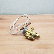 Sporlan CGE 2 GP Thermostatic Expansion Valve, 3/8" NPT Inlet, 1/2" Npt Outlet