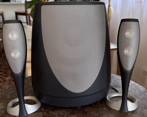 Harmon Kardon Computer Subwoofer & Speakers Model HK695-01 Tested and Working - 第 1/7 張圖片