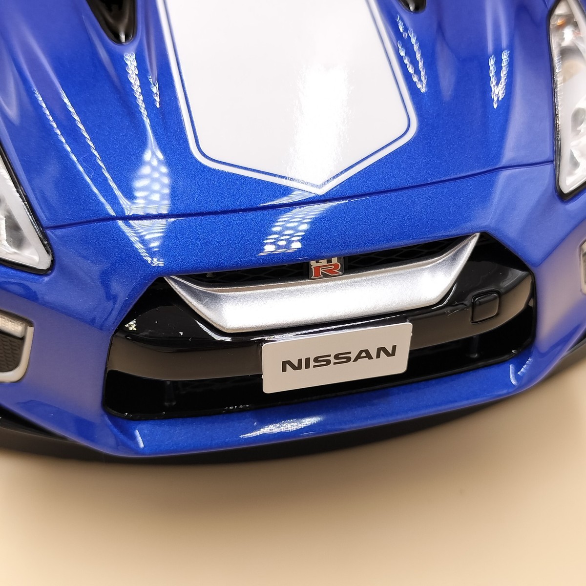 Kyosho 1/18 Nissan GT-R R35 50th Anniversary Blue KSR18044BL