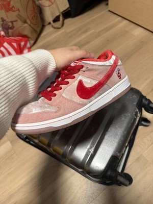 Size 9.5 - Nike Dunk Low SB x StrangeLove Valentines Day