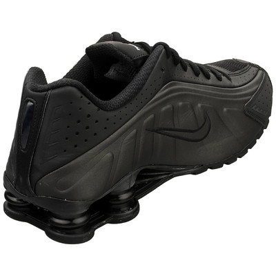 NIKE SHOX R4 ブラック 10 (UK) NIKE公式】ナイキ ショックス R4 メンズシューズ.オンラインストア