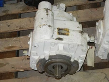 SAUER SUNDSTRAND 23-2367 REMAN HYDRAULIC PISTON PUMP 232367
