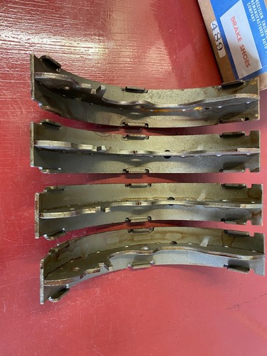 REAR BRAKE SHOE SET 489 FOR 1979 MAZDA TRUCK - Picture 3 of 4