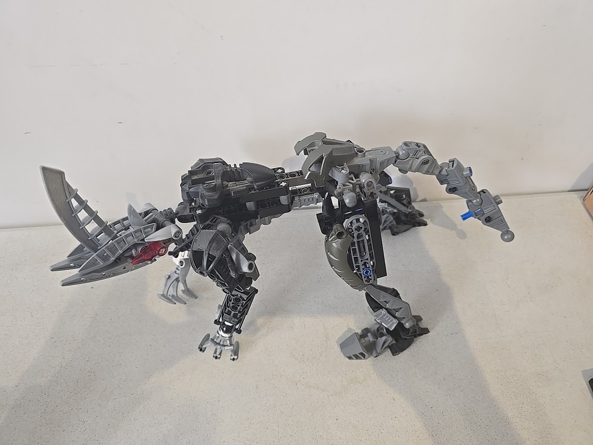 LEGO BIONICLE: Toa Lhikan and Kikanalo (8811) for sale online